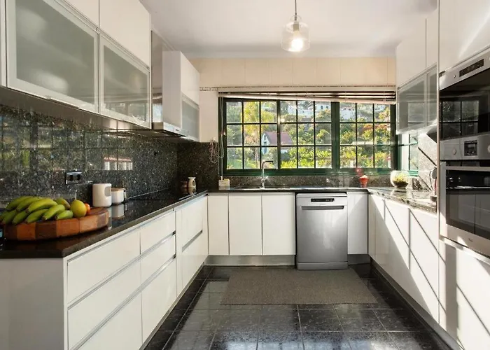 فيلة Traveller's House Promo 25 Marco ماتشيكو